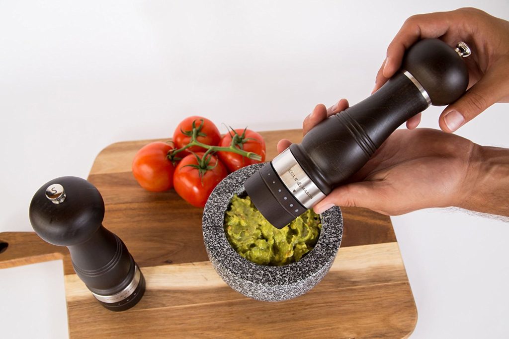 salt-and-pepper-grinders
